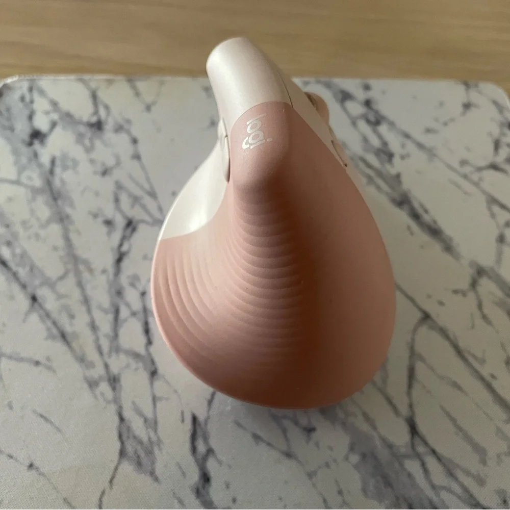 Logitech Rose Wireless Mouse with Customizable Buttons